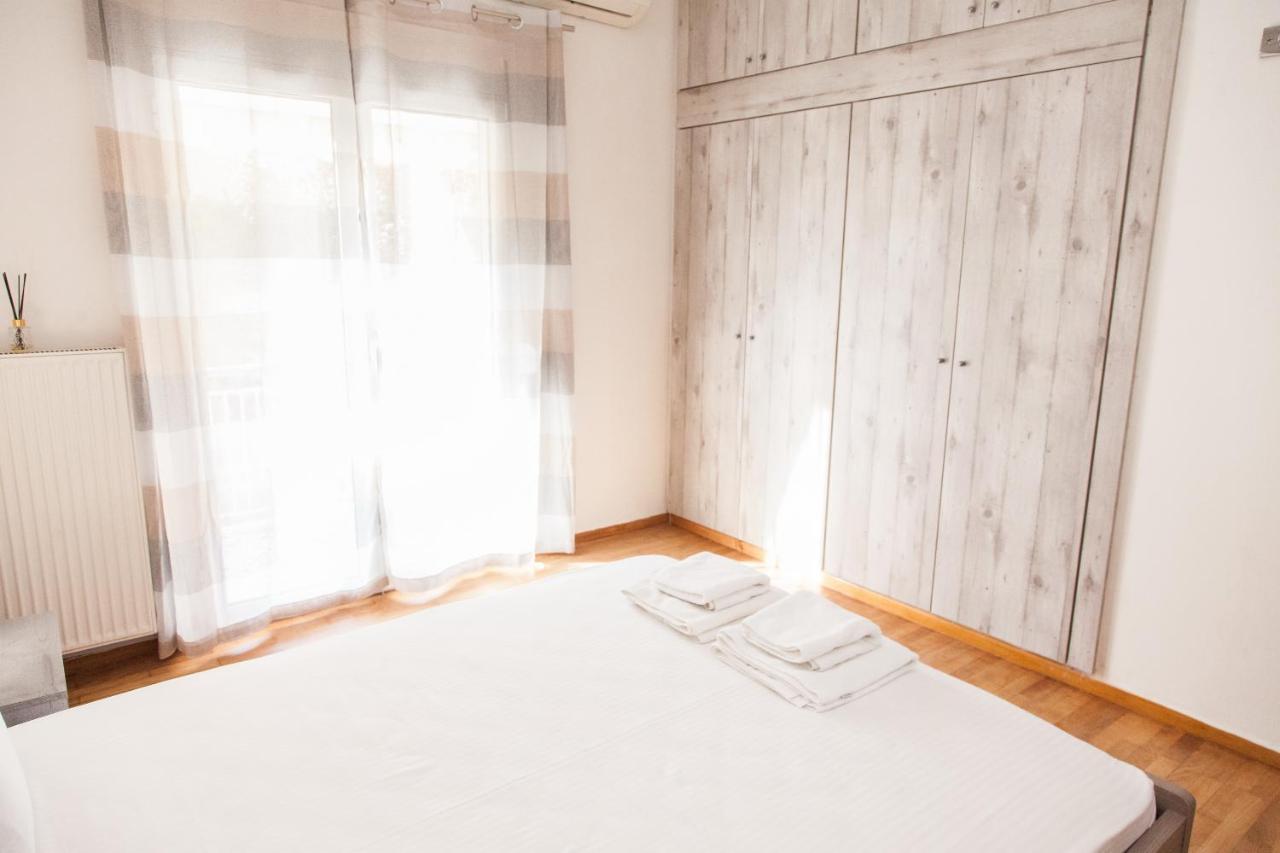 Cozy Apartment Near Stavros Niarchos Park Atenas Exterior foto